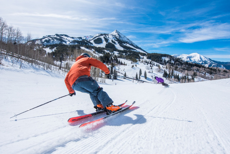 Snow and ski sports 2, Lovely Modern Plaza Condo - No Cleaning Fee! by RedAwning, Gunnison