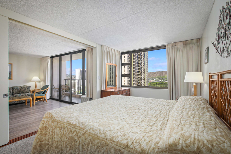Bedroom 2, Aston at the Waikiki Banyan, Honolulu