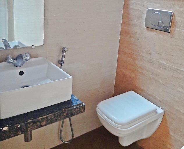 Bathroom 2, Hotel Bindiram by ShriGo Hotels, Chitrakoot