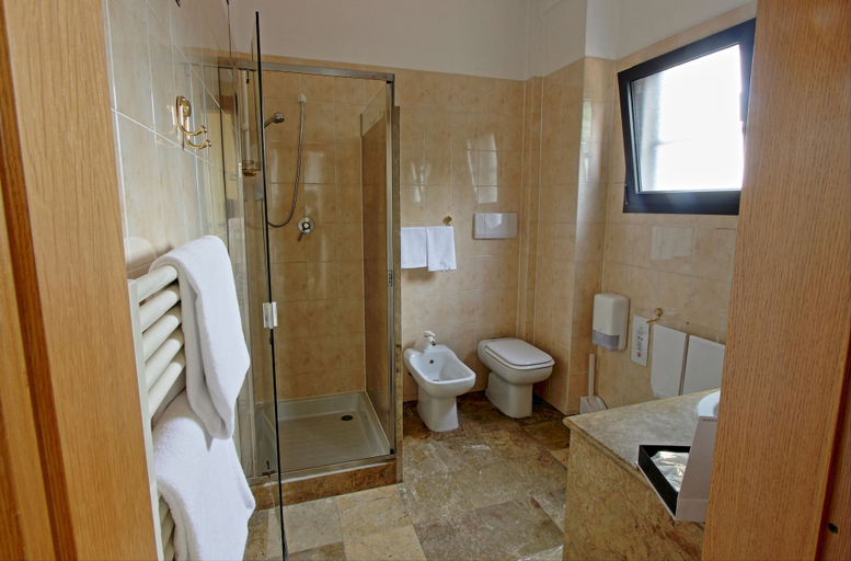 Bathroom 4, Hotel Molino Rosso, Bologna