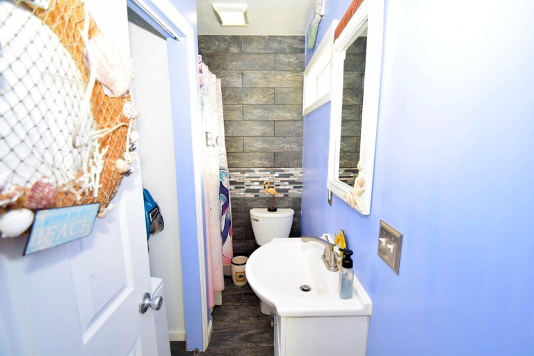 Bathroom 5, Twin Tree Road 511 3 Bedroom Home by RedAwning, Worcester
