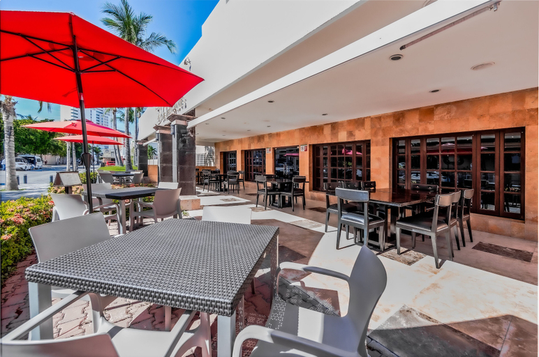 Food & Drinks 5, Quality Inn Mazatlan, Mazatlán
