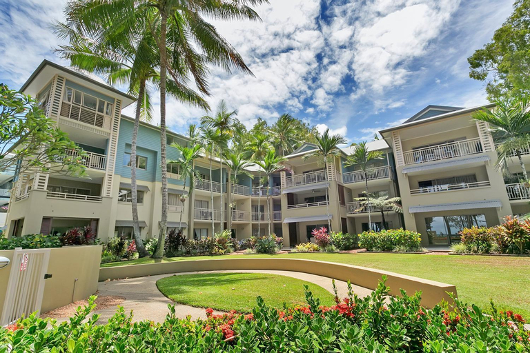 Amphora Laleuca Apartments Palm Cove, Cairns