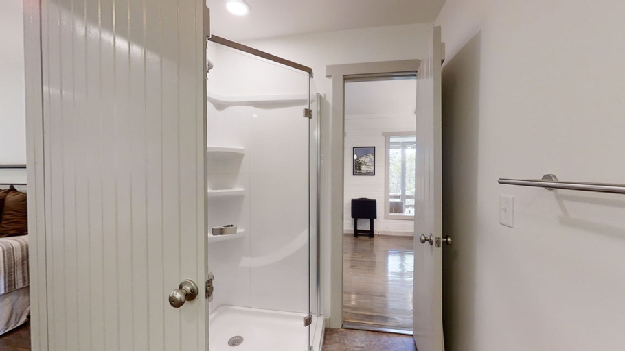 Bathroom 4, Happy Camper 1 Bedroom Cottage by RedAwning, Sevier