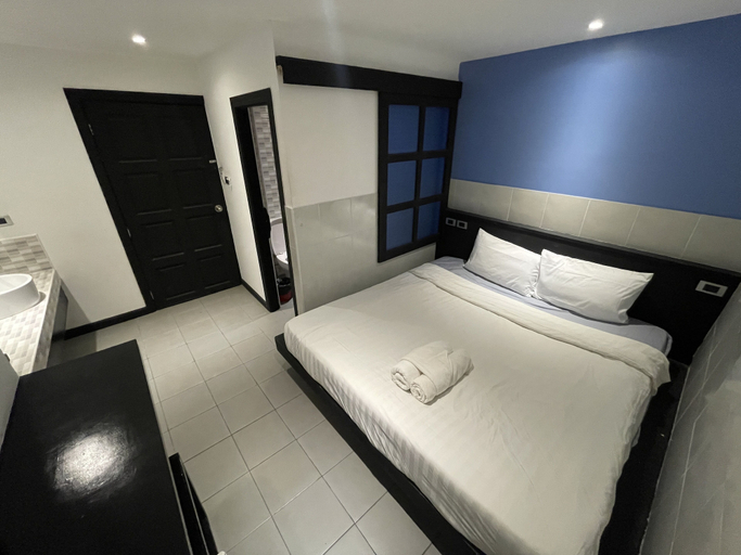 Bedroom 2, Cocoon Islanda Hotel, Phuket Island