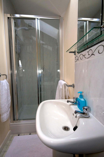 Bathroom 3, The Farm Burscough, Lancashire