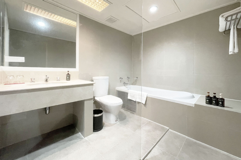 Bathroom 3