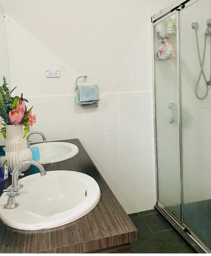 Others 4, Modern Private room with ensuite, Adelaide