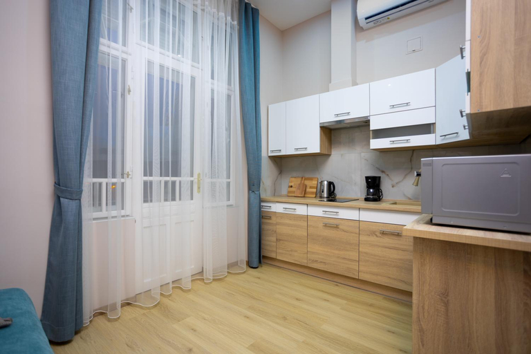 Others 3, GoodWind Apartments, Budapesti