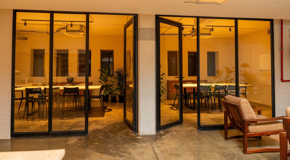 Food & Drinks 5, BlackBrick Bedfordview ApartHotel, Ekurhuleni