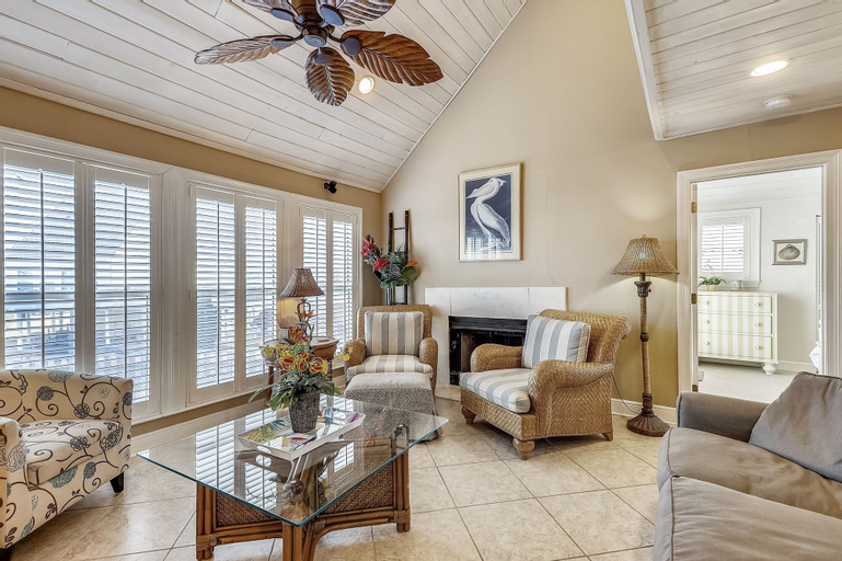 Sandpiper Cove 0012 3 Bedroom Villa by RedAwning, Okaloosa