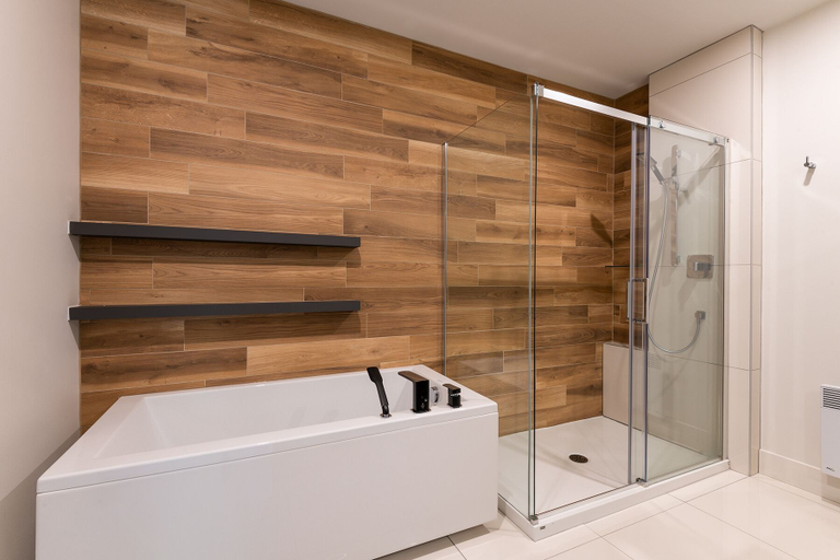 Bathroom 3, Les Caches de la Grande Pointe, Charlevoix