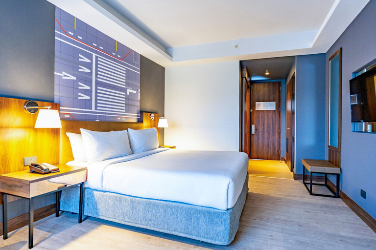 Bedroom 4, Courtyard by Marriott Santiago Airport, Santiago