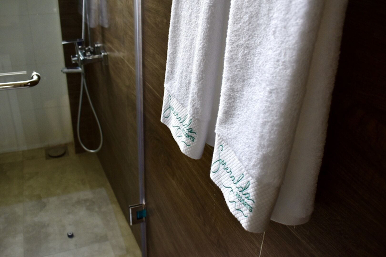 Bathroom 5, Smeralda Beach Hotel, Dickwella