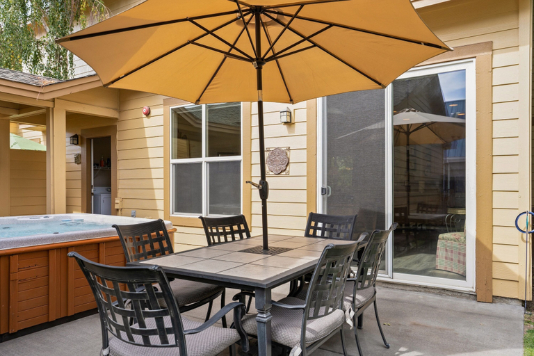 Balcony 4, Old Mill Proxi 2 Bedroom Townhouse by RedAwning, Deschutes