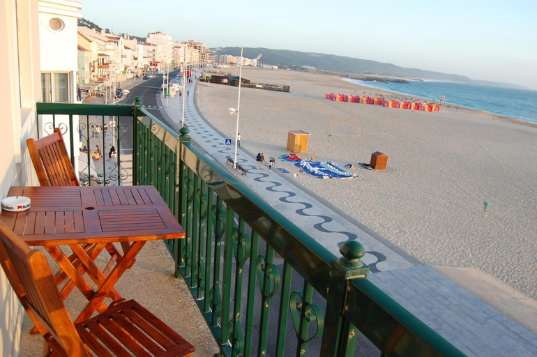Others 5, Apartamentos Carbel Mar, Nazaré