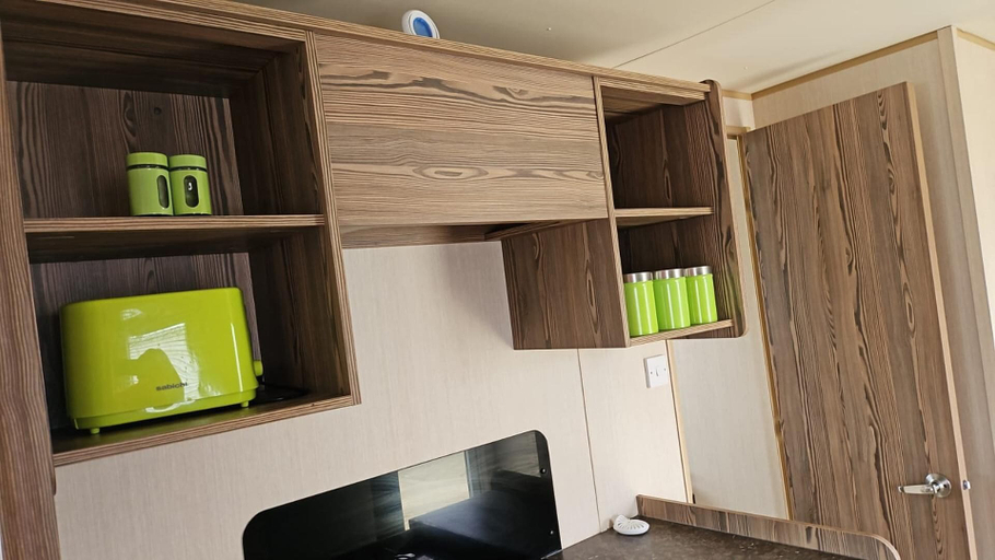 Others 3, 3 Bed Caravan - Near Beach, 5 Star Reviews, Lincolnshire