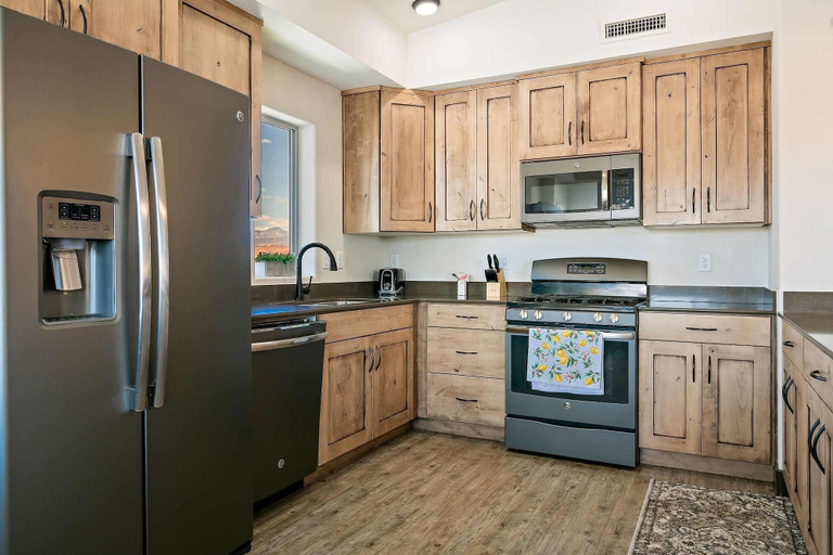 Others 5, Canthony's Cottage W301 by RedAwning, Washington