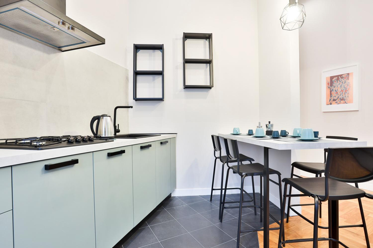 Others 3, GuestHost - Mazz & Panell Central Station Apartments, Napoli