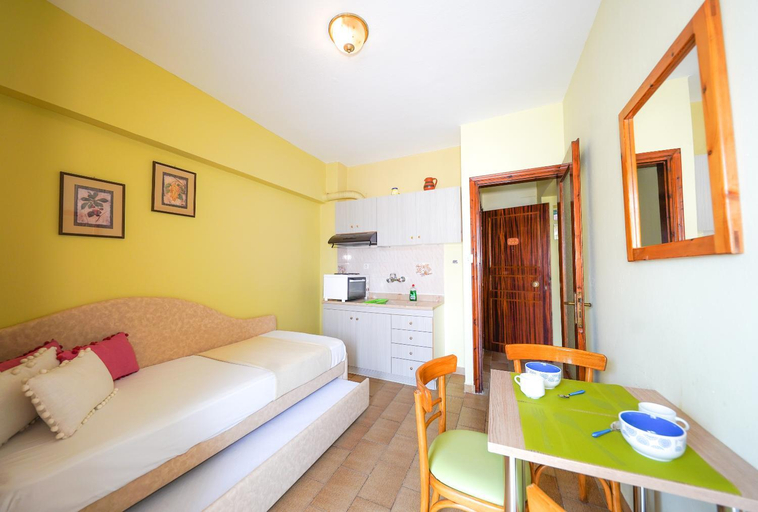 Bedroom 4, Dionisos Palms, Central Macedonia
