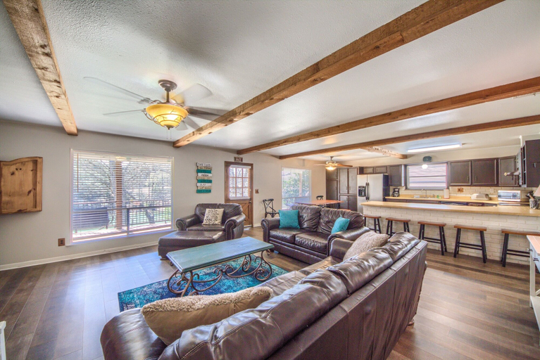Living area 3, Hondo's River Haus Rr 1300 4 Bedroom Home by RedAwning, Comal