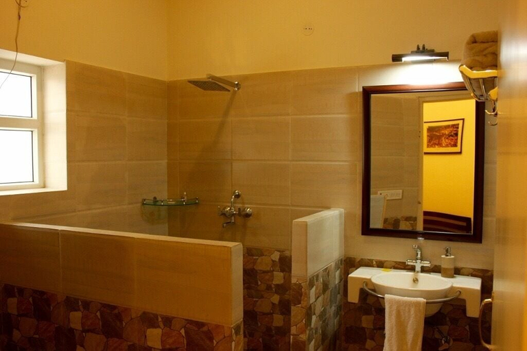 Bathroom 3, Pratap bhawan Home stay, Jaipur