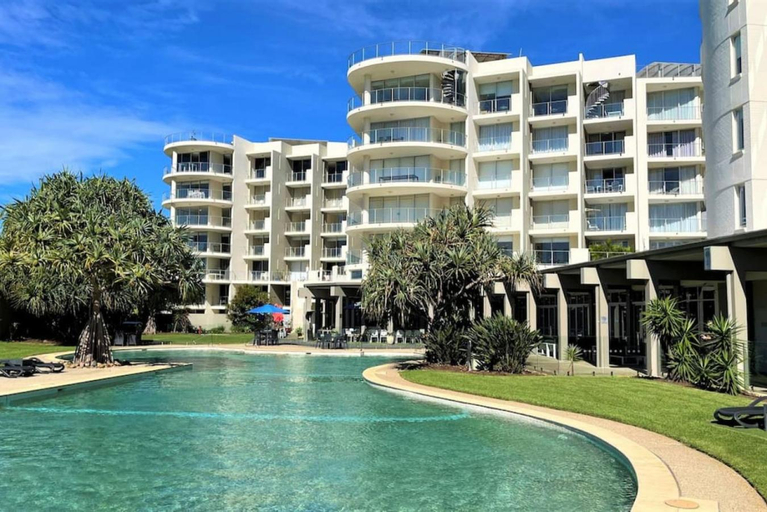 Fresh Beautifully Styled 2 BR Resort Apt at Marcoola, Maroochy - Coastal North
