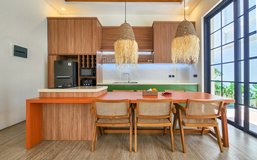 Dining Room 14