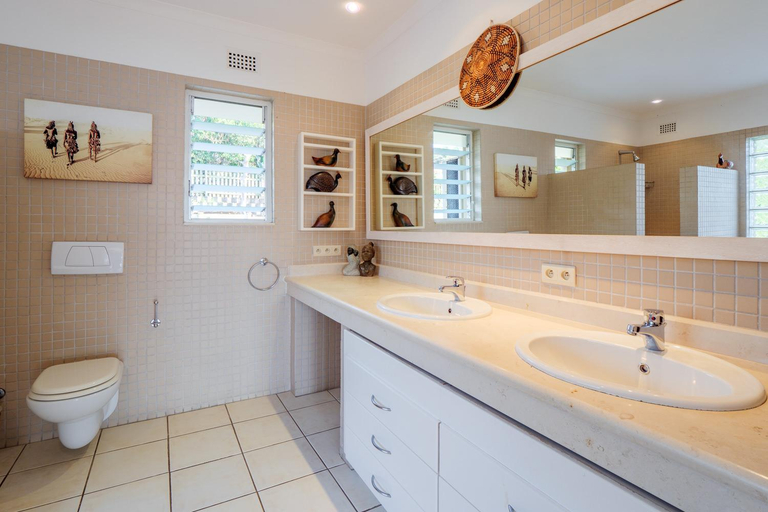 Bathroom 3, Umhlanga Beach House, eThekwini