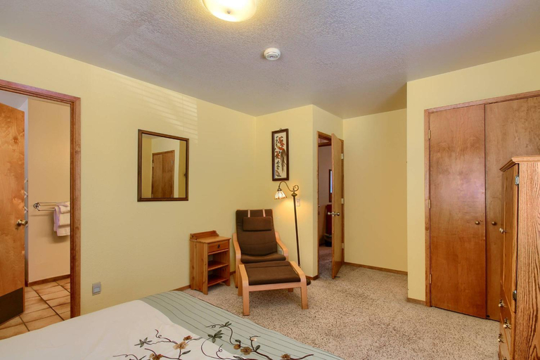 Bedroom 4, (69) Bordentown West at The Redwoods In Yosemite, Mariposa