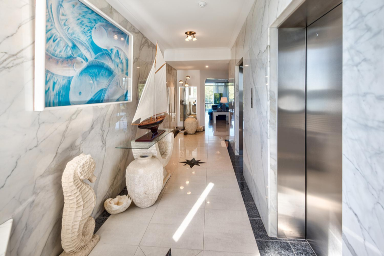 Exterior & Views 1, Yacht Harbour Tower 5 - Oceanviews, buggy and private lift access and valet service, Whitsunday