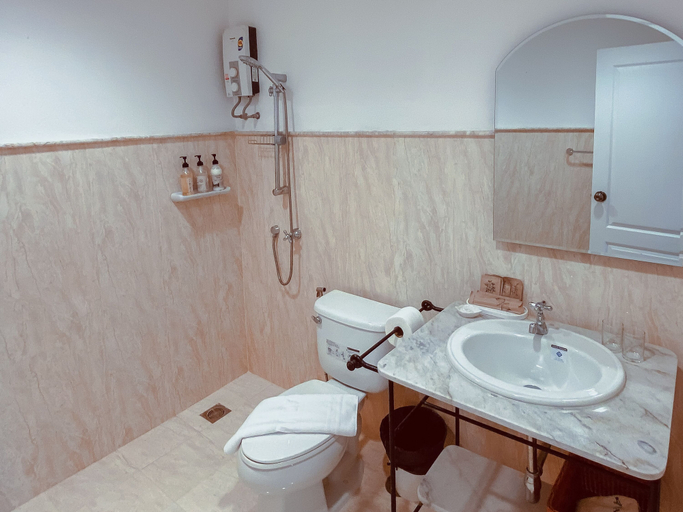 Bathroom 4, Villetta The Eyrie Khaoyai, Pak Chong
