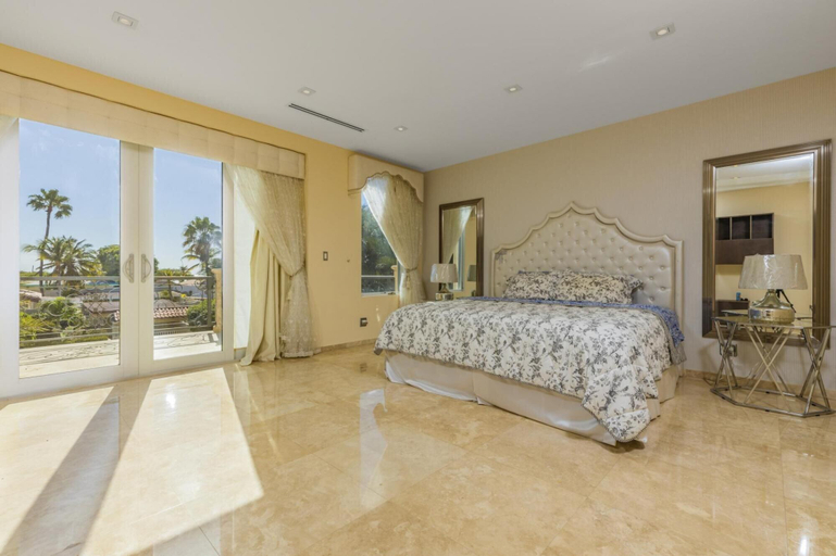 Bedroom 2, Glamorous Luxury Villa Pool Jacuzzi Sea View