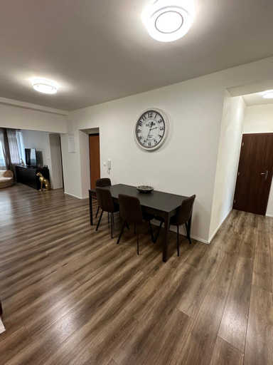 Dining Room 10