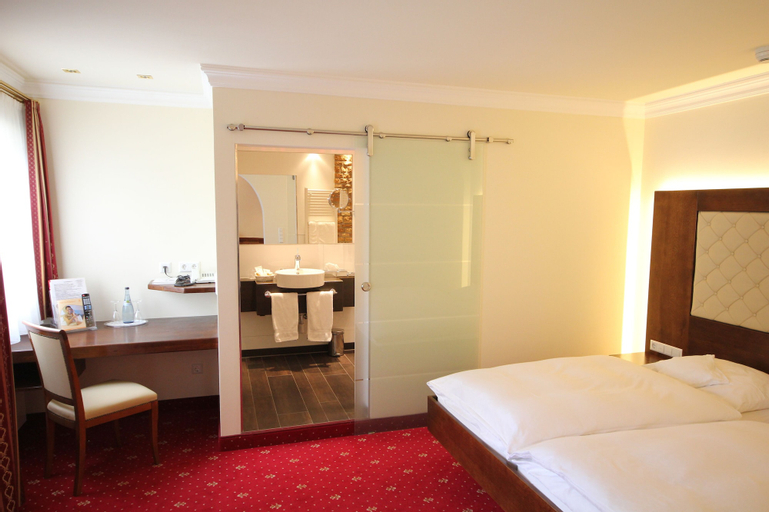 Bedroom 19