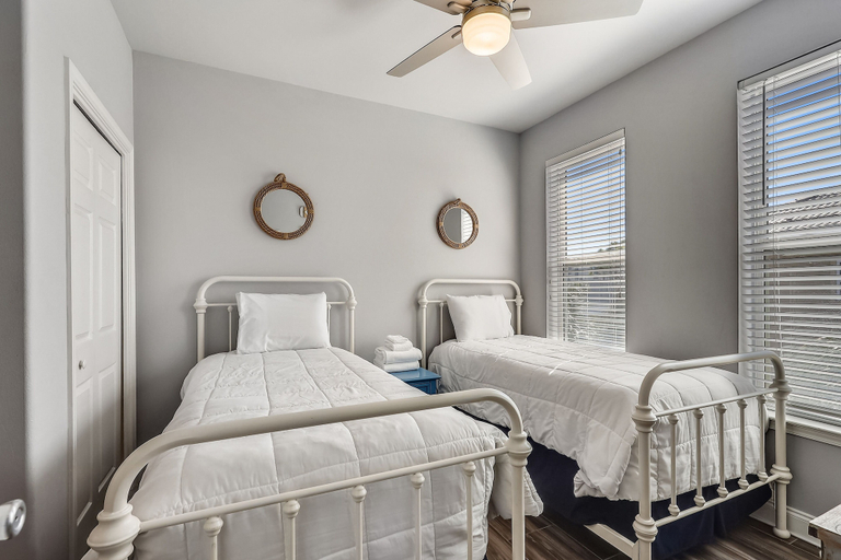 Bedroom 2, Joe's Dream 3 Bedroom Home by RedAwning, Okaloosa