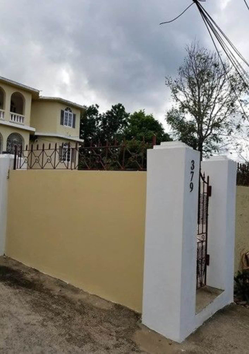 Exterior & Views 2, Marantha Close