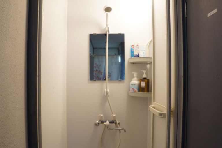 Bathroom 3, Oyado Ichigo Nisho 27 IG1, Itō
