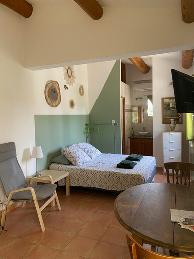 Others 4, Les Celestins - Studios independants, Vaucluse
