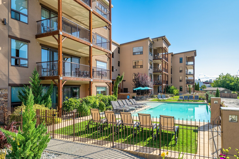 Primary image, Marina's Edge Condo Walk to Restaurants, Wineries by RedAwning, Chelan