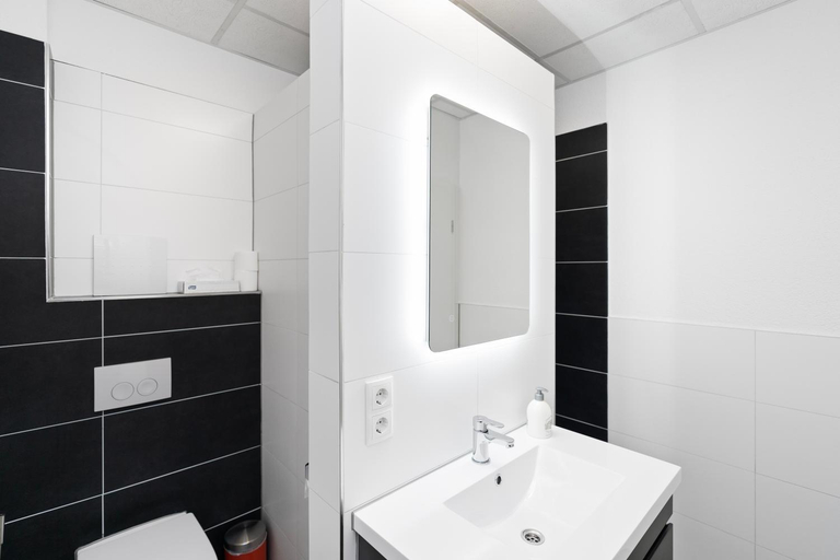 Bathroom 2, Ferien & Business Apartments Hotel Adler, Bodenseekreis