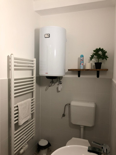 Bathroom 4, Borbely apartman, Nagykanizsai/Zalakaros