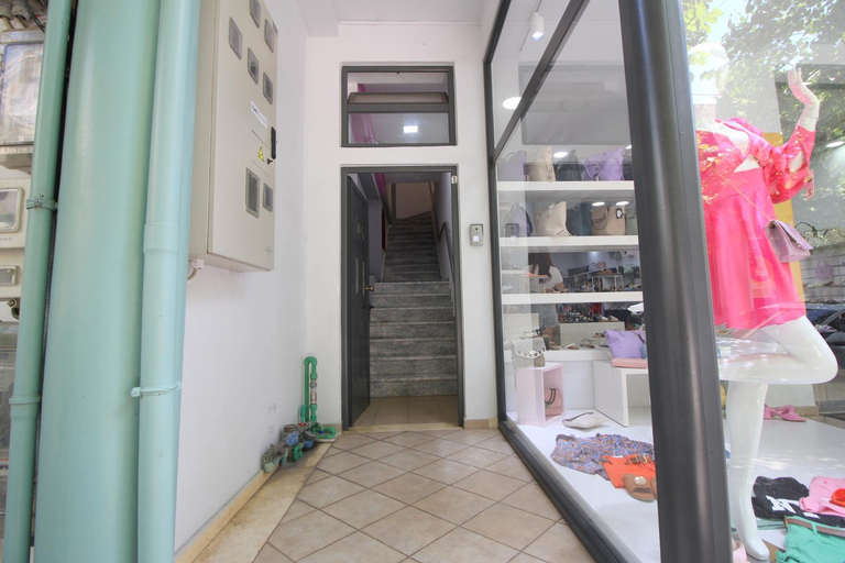Others 5, Doka Center Apartments, Sarandës