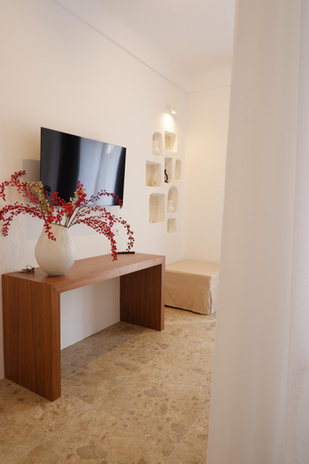 Others 3, PALAZZO CAMERLENGO Suites Relax, Brindisi