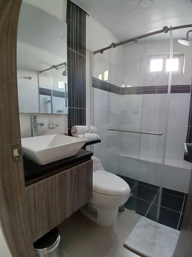 Bathroom 4, 307 Moderno Aparta-Suite en Versalles Tipo Loft - Cali Tower Suites & Lofts, Santiago de Cali
