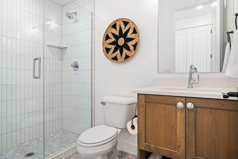 Bathroom 4, Desert Beach by RedAwning, Washington