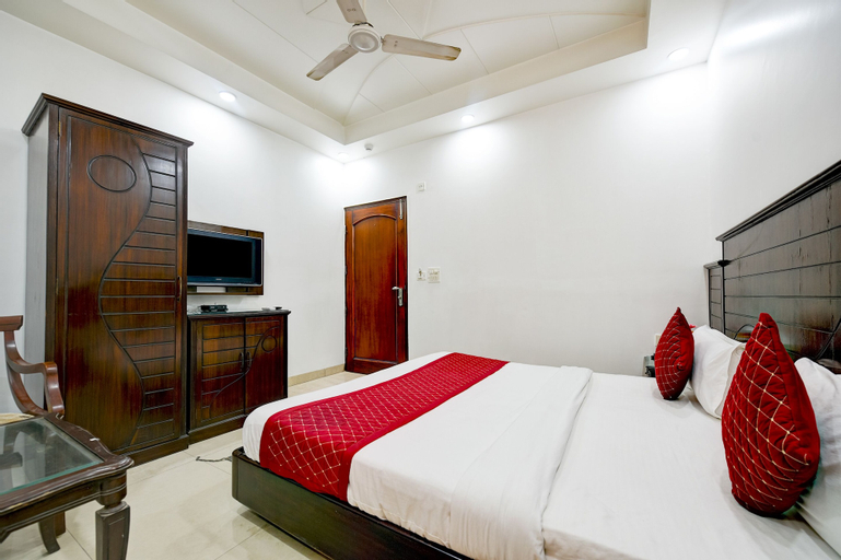 Bedroom 8