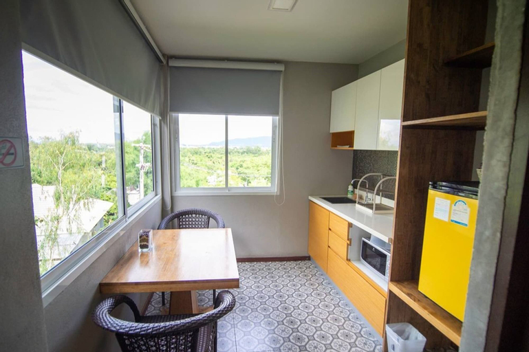 Dining Room 2
