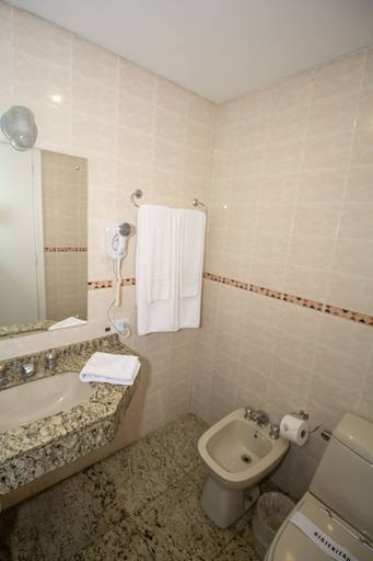 Bathroom 4, Trevi Hotel & Business, Curitiba
