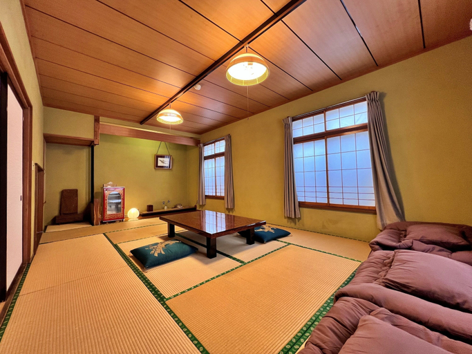 Bedroom 4, Matsubaya Guesthouse - Hostel, Ōmachi